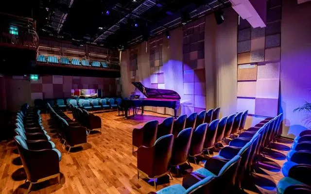 Auditoriums and large lecture halls